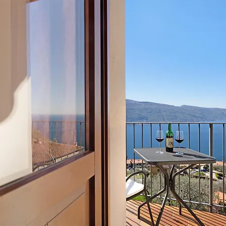 Rustico Spagnol 2 Apartment *